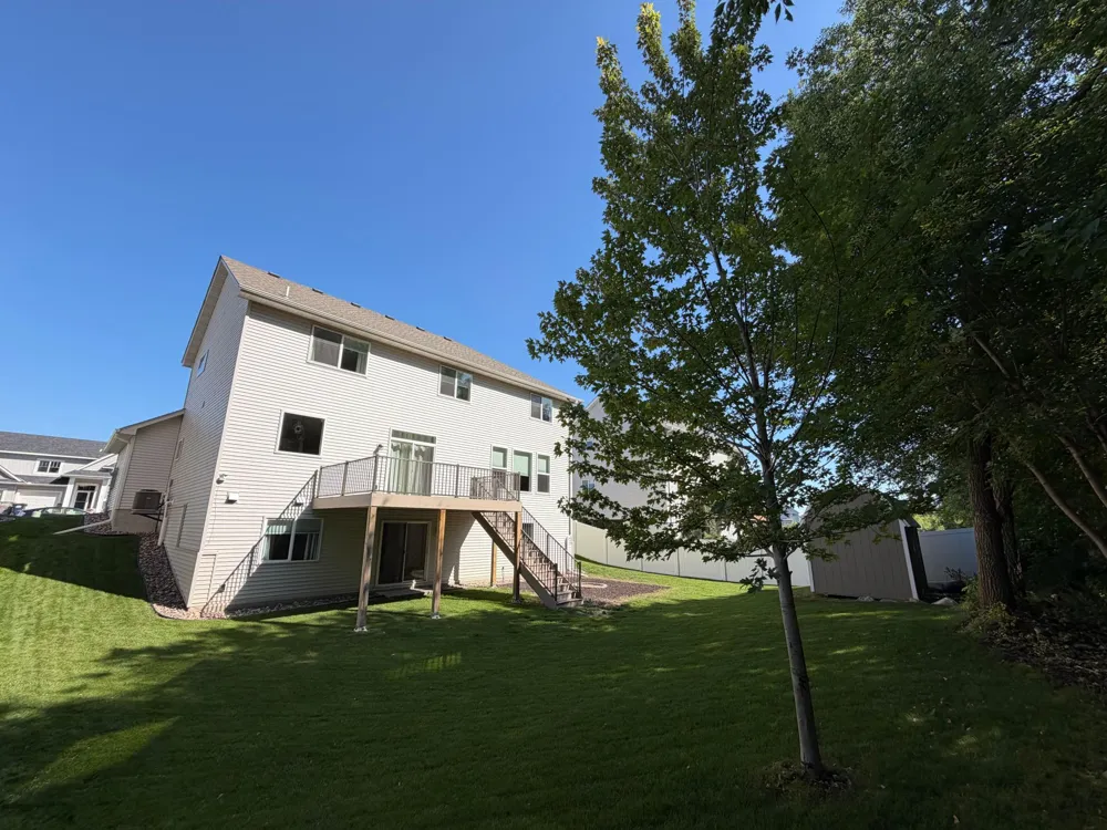 5590 Upper 179th Street W Lakeville, MN 55044