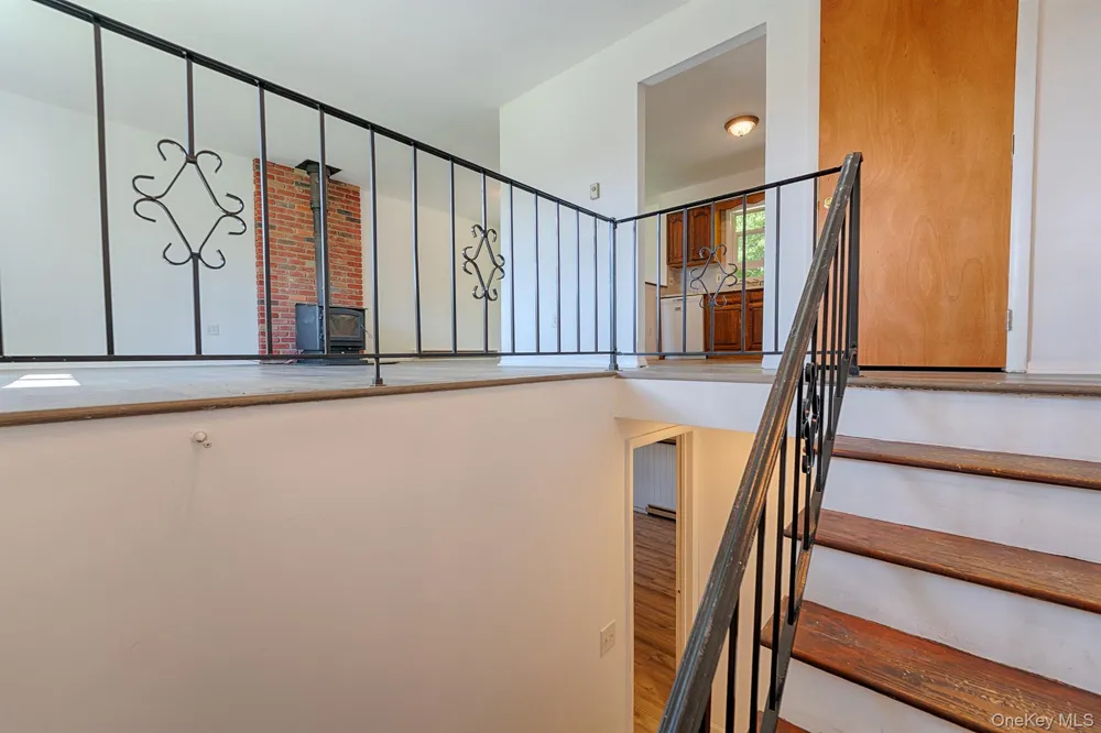 17 Slate Field Lane Clinton Corners, NY 12514