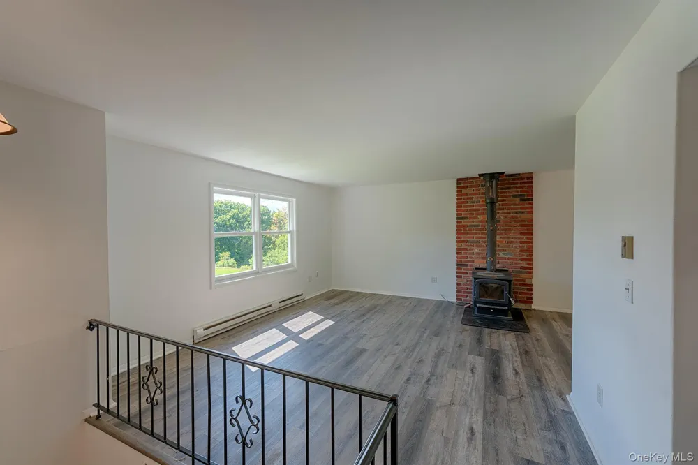 17 Slate Field Lane Clinton Corners, NY 12514