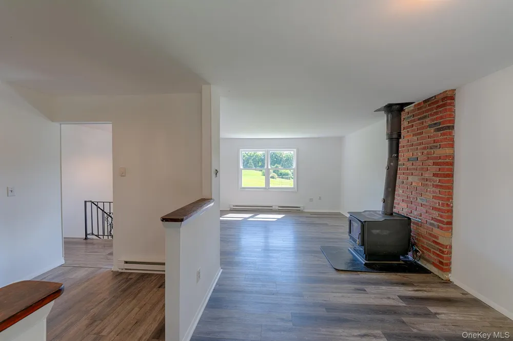 17 Slate Field Lane Clinton Corners, NY 12514
