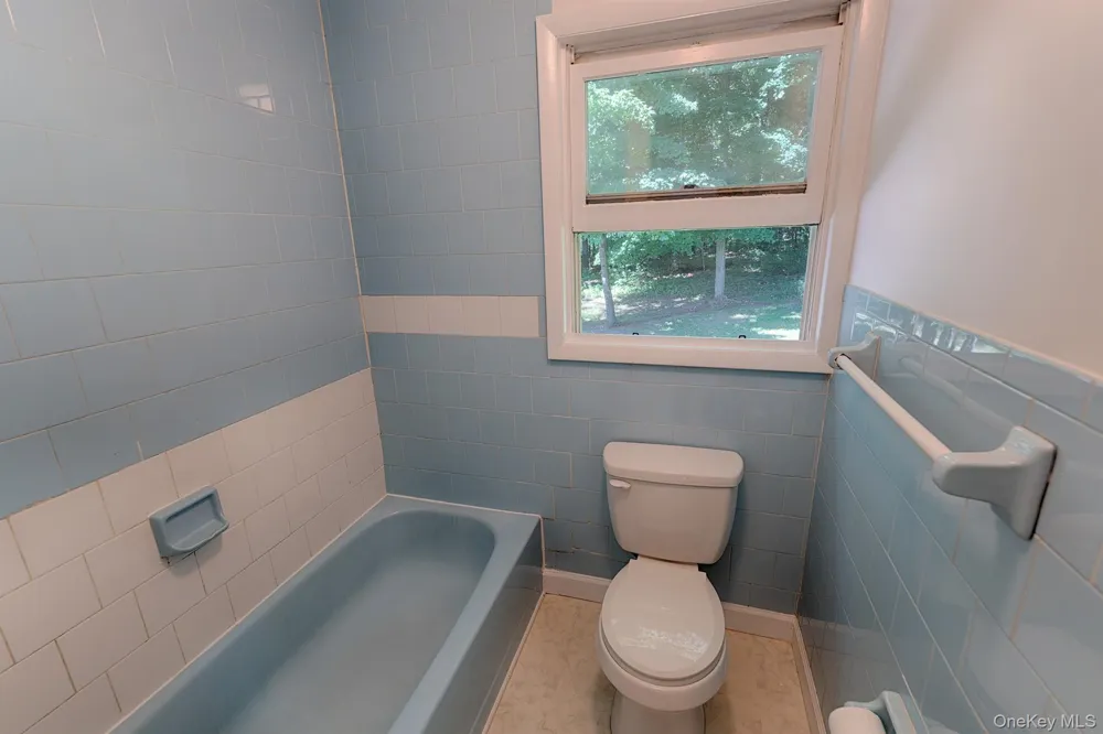 17 Slate Field Lane Clinton Corners, NY 12514