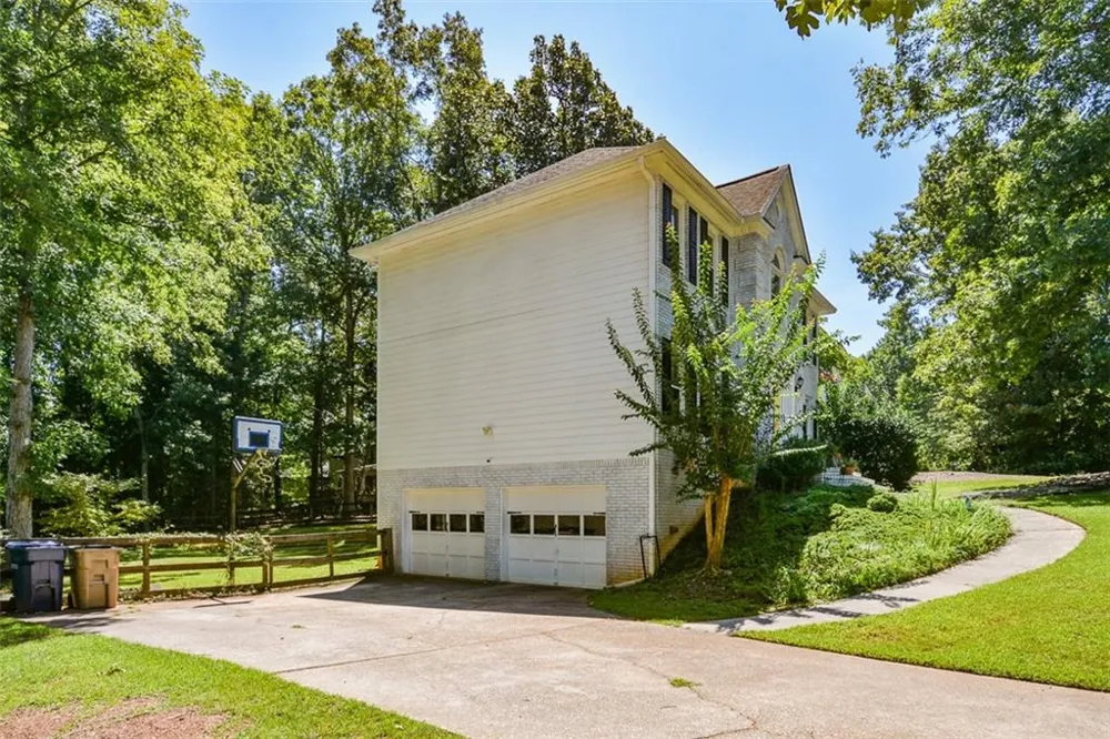 3524 Pine Grove Drive Douglasville, GA 30135