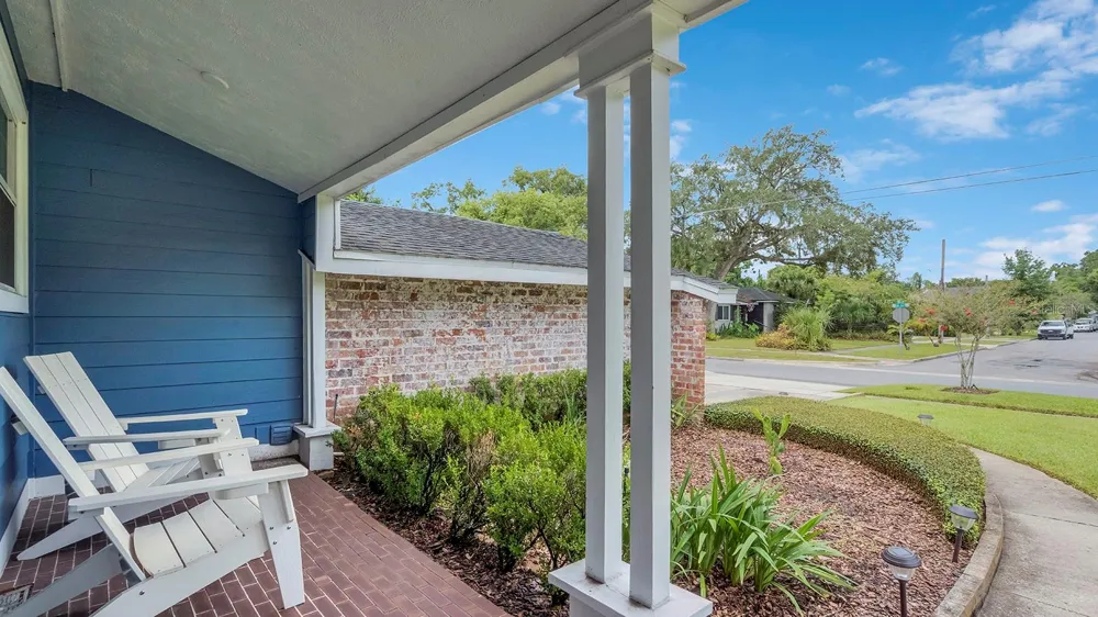 1819 LAKE SUE DRIVE Orlando, FL 32803