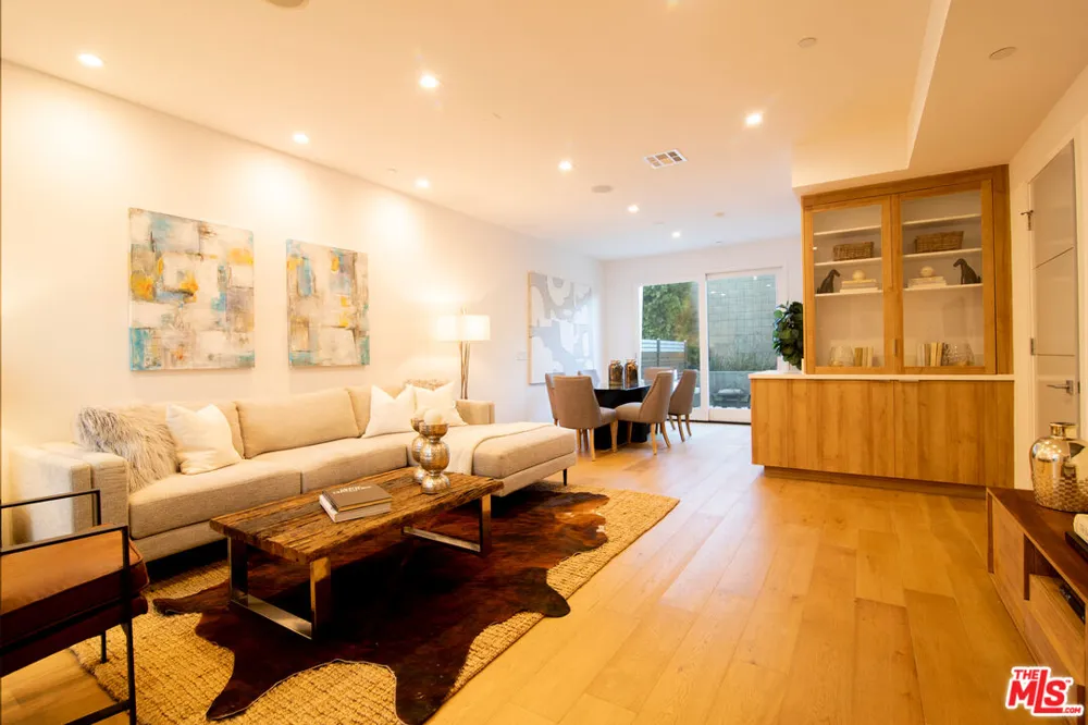1015 Figueroa Terrace Los Angeles, CA 90012
