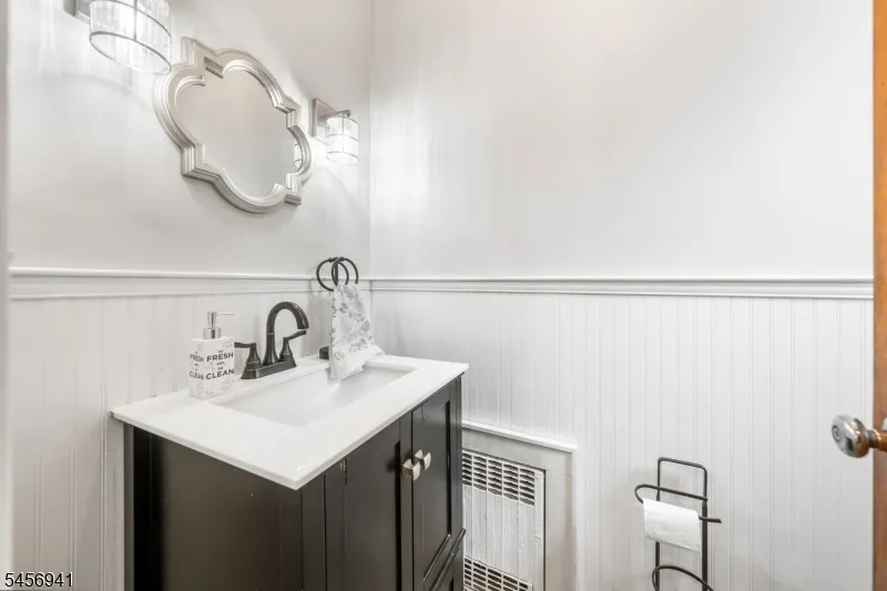 638 Union Ave Elizabeth City, NJ 07208