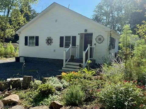 63 Bauer Rd