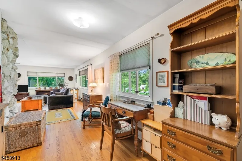 6 Barberry St Vernon, NJ 07418