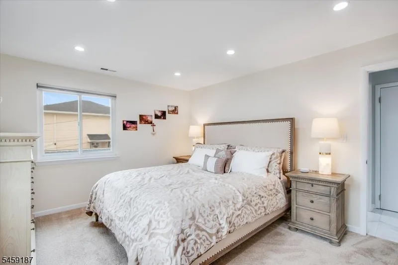 825 Riverside Ave #B202 Unit B202 Lyndhurst, NJ 07071