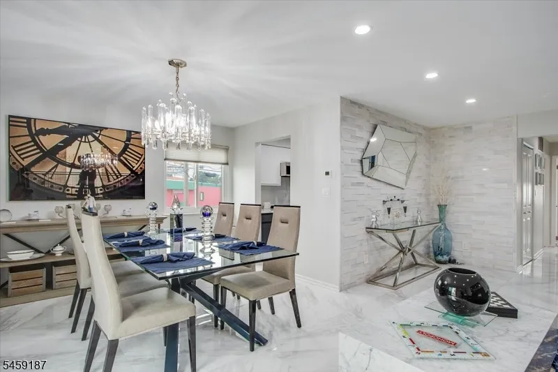 825 Riverside Ave #B202 Unit B202 Lyndhurst, NJ 07071