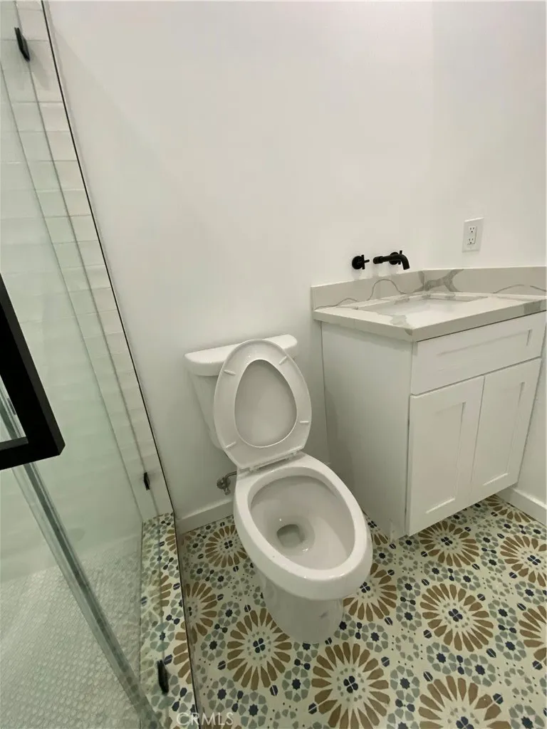 3106 W Berkeley Avenue Los Angeles, CA 90026