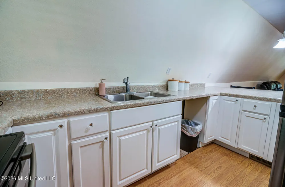 60 Flurry Drive Perkinston, MS 39573