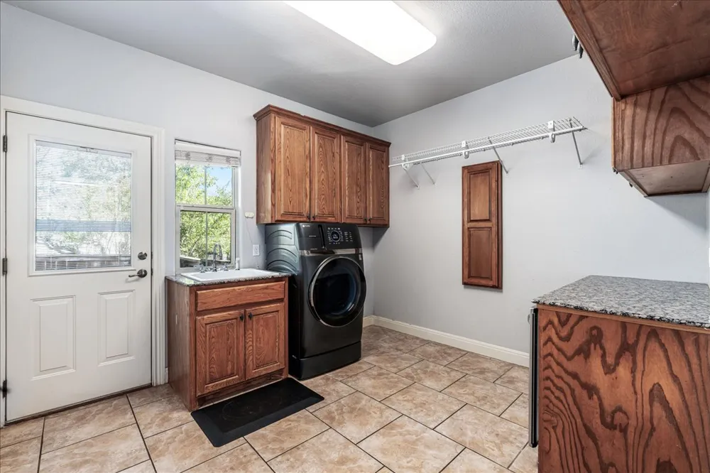 3500 Wellspring Drive Bee Cave, TX 78738