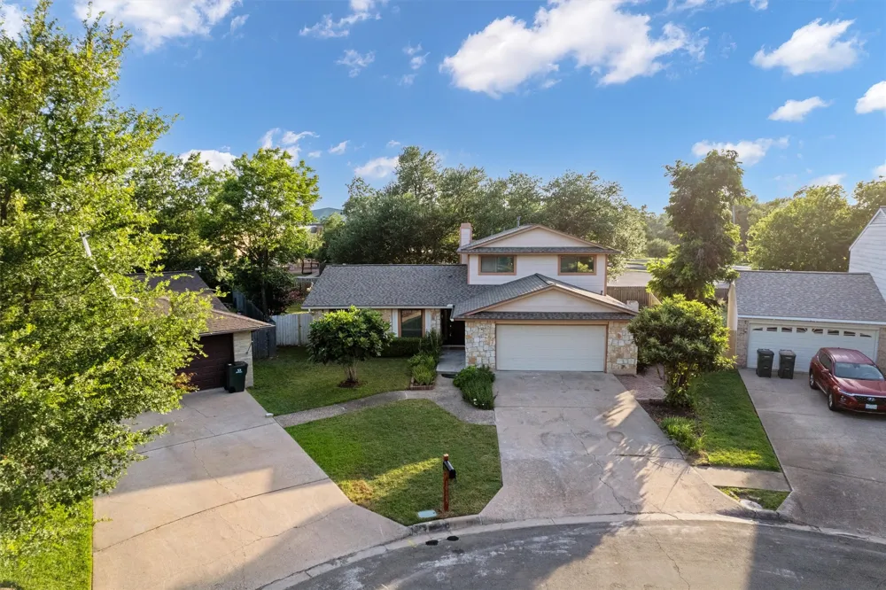 10605 Leather Cove Austin, TX 78750