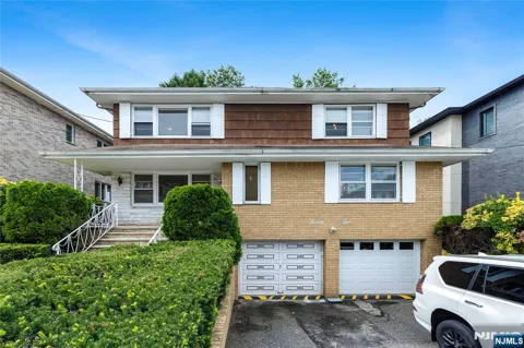 24 Ruby Avenue 1st Floor
