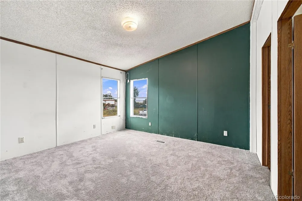 30 W 8th Avenue Coal Creek, CO 81221