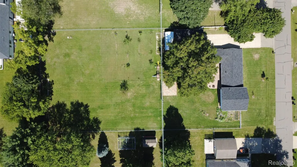 2750 Frankson Avenue Rochester Hills City, MI 48307