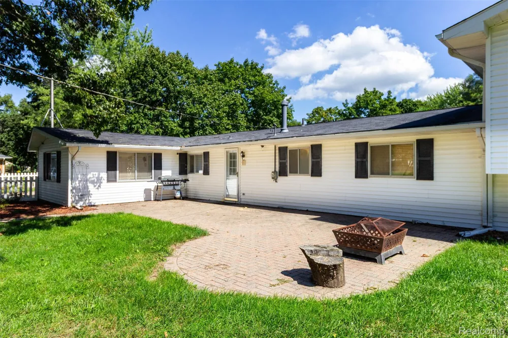 2750 Frankson Avenue Rochester Hills City, MI 48307