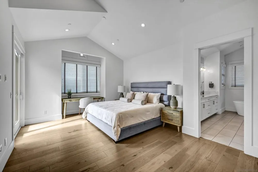 7209 Fay Ave La Jolla, CA 92037
