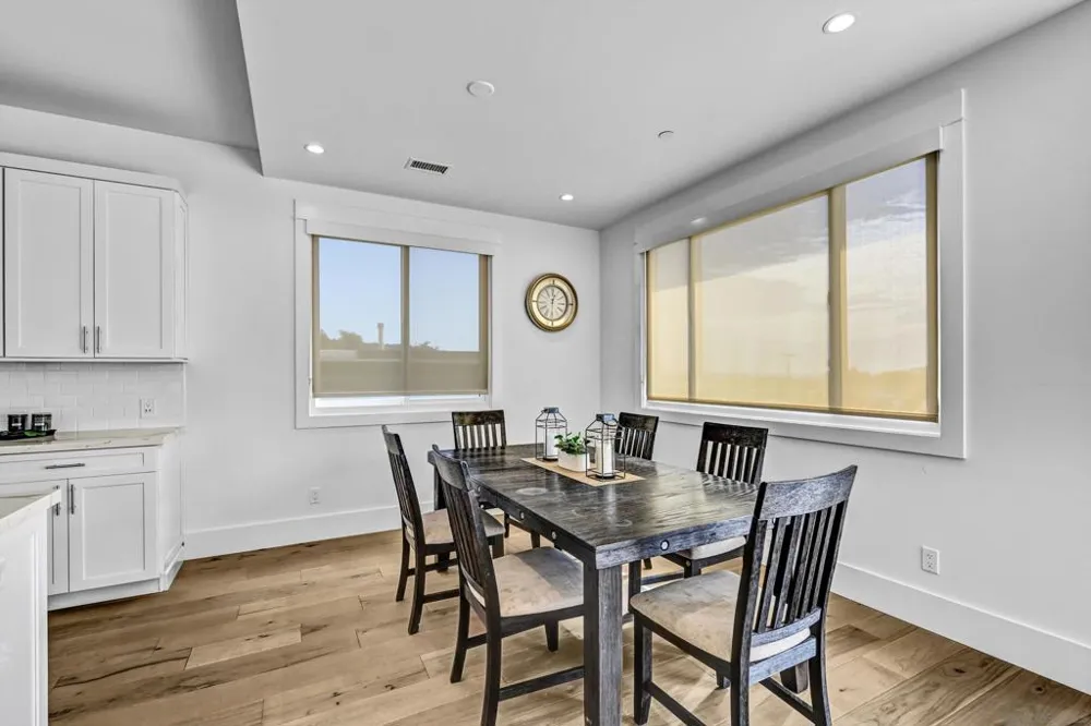 7209 Fay Ave La Jolla, CA 92037