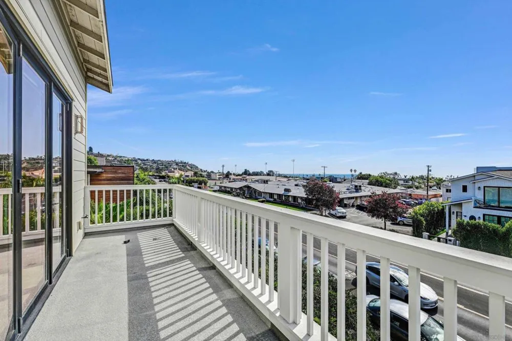 7209 Fay Ave La Jolla, CA 92037