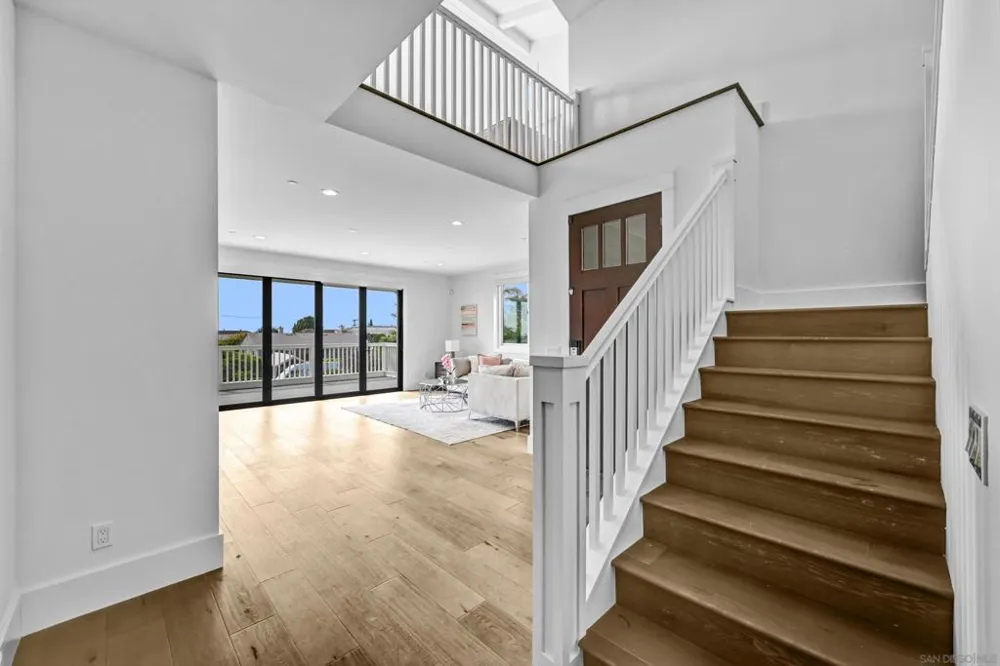 7209 Fay Ave La Jolla, CA 92037