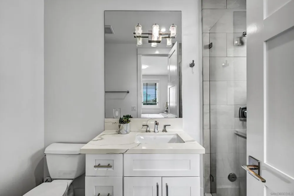 7209 Fay Ave La Jolla, CA 92037