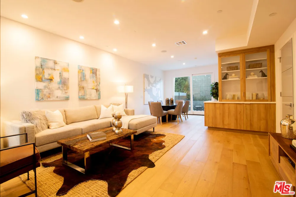 1015 Figueroa Terrace #22 Los Angeles, CA 90012