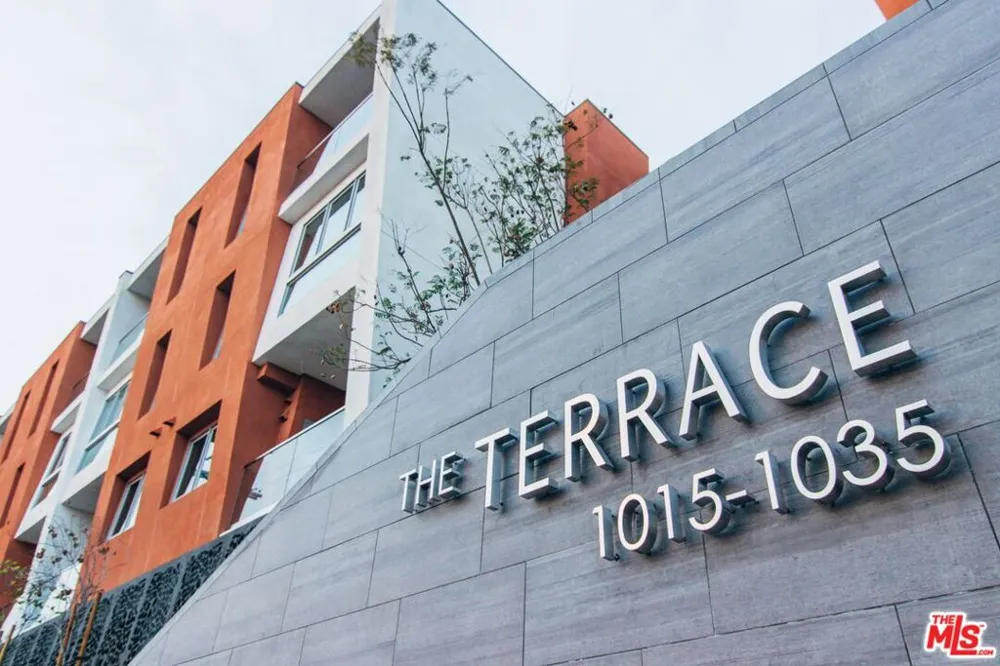 1015 Figueroa Terrace #22 Los Angeles, CA 90012