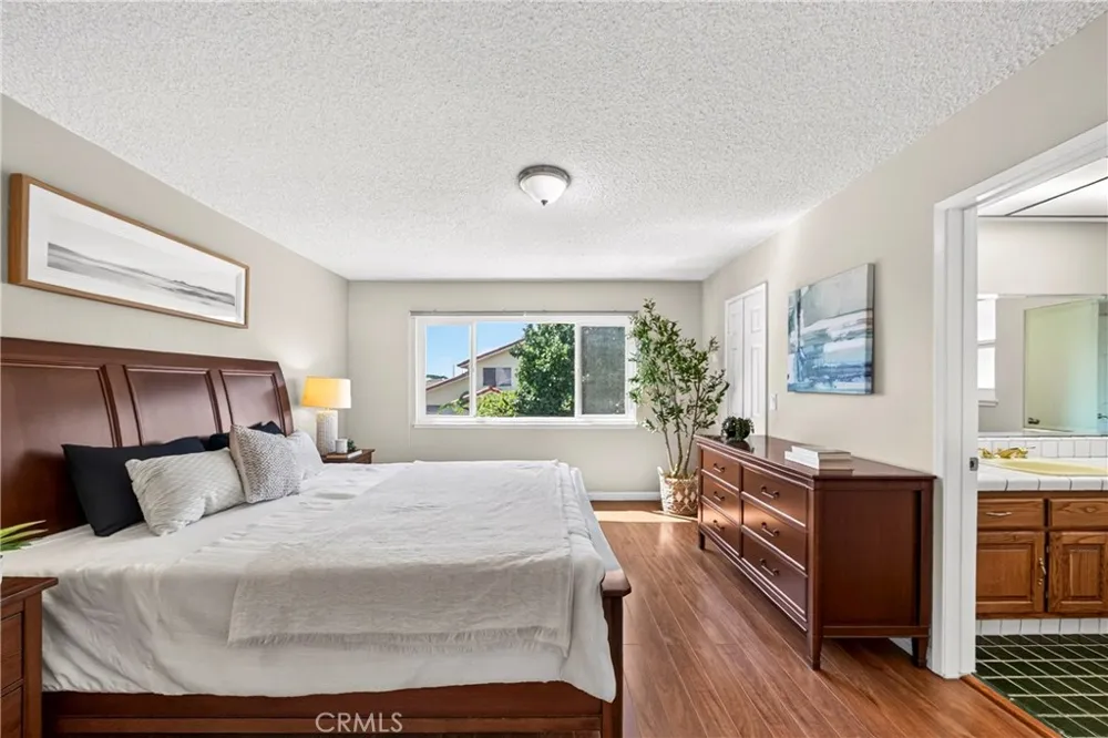15623 Bechard Norwalk, CA 90650