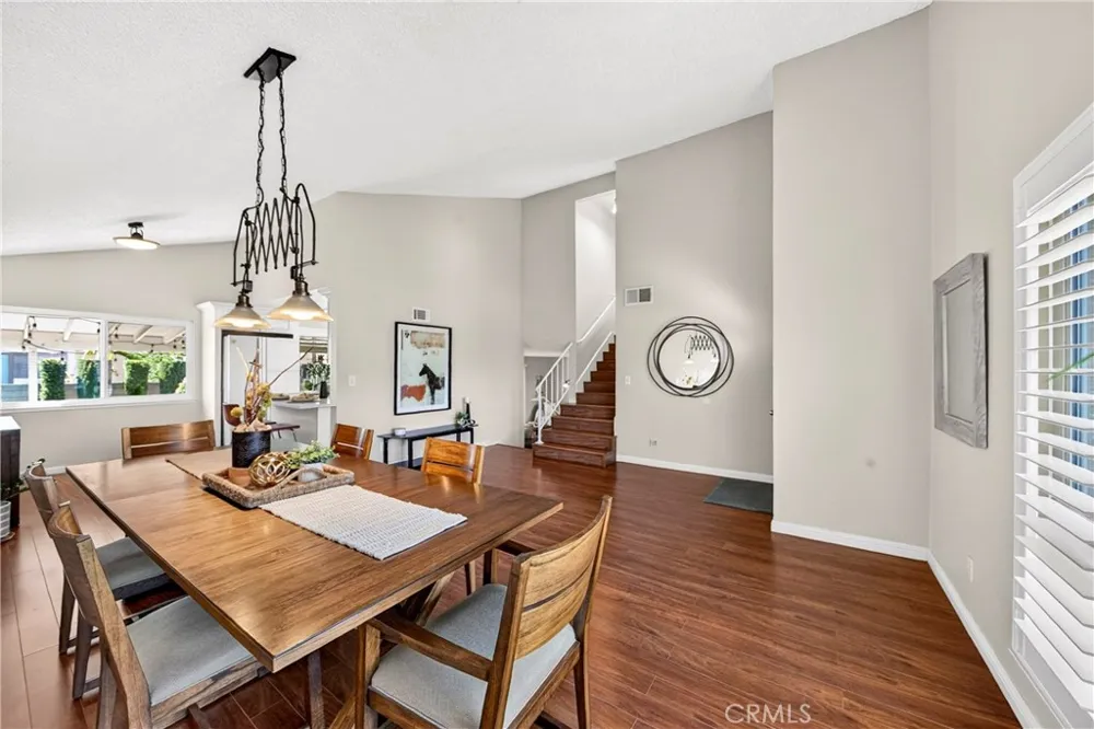 15623 Bechard Norwalk, CA 90650