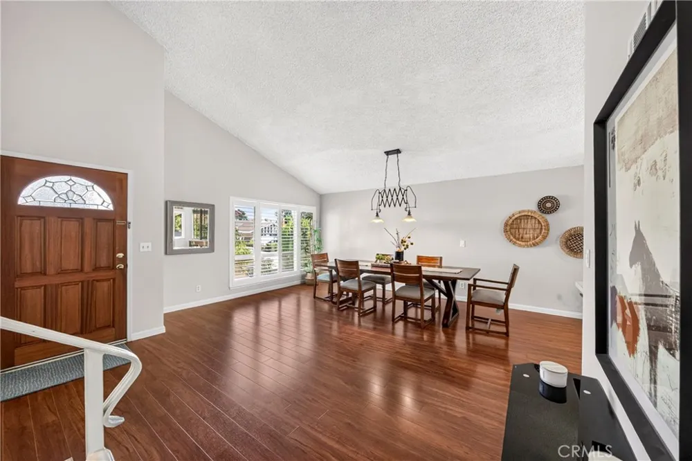 15623 Bechard Norwalk, CA 90650