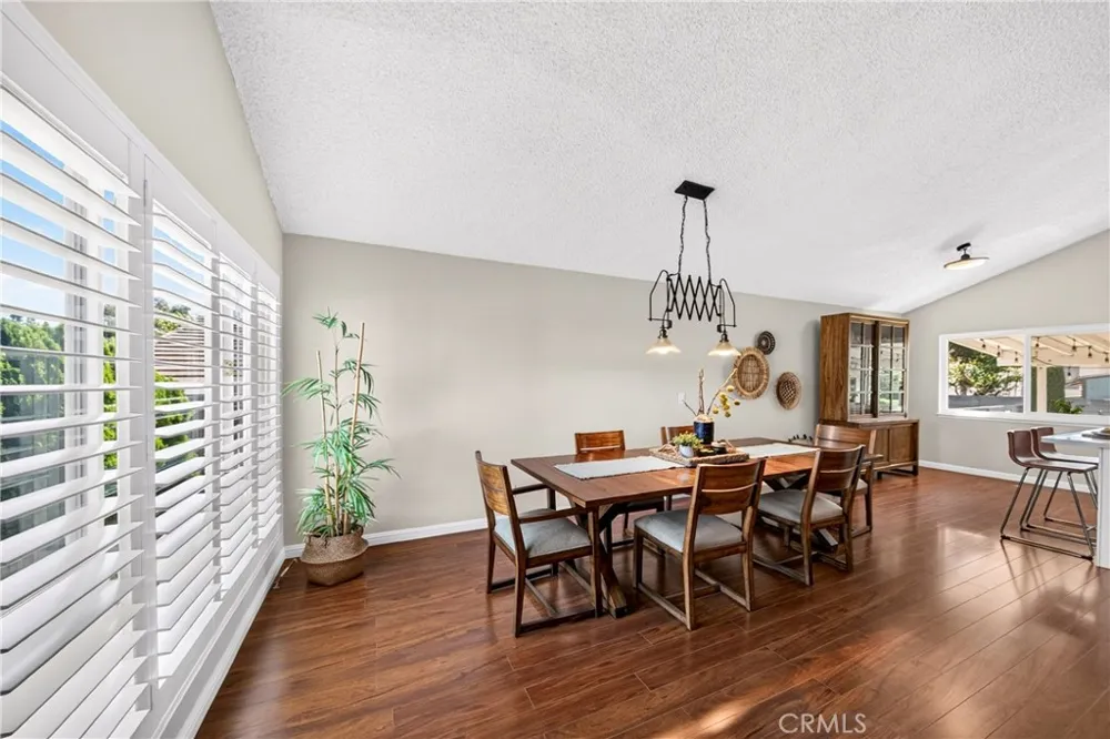 15623 Bechard Norwalk, CA 90650