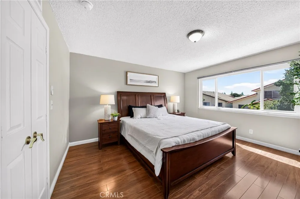 15623 Bechard Norwalk, CA 90650