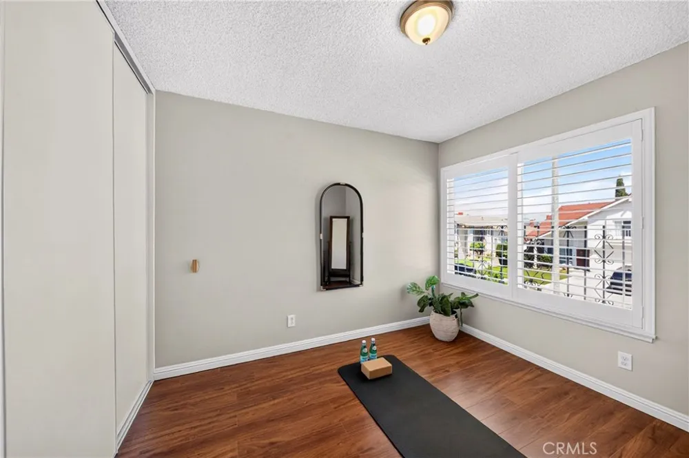 15623 Bechard Norwalk, CA 90650