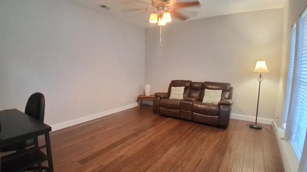 4503 Queenswood Drive Grand Prairie, TX 75052