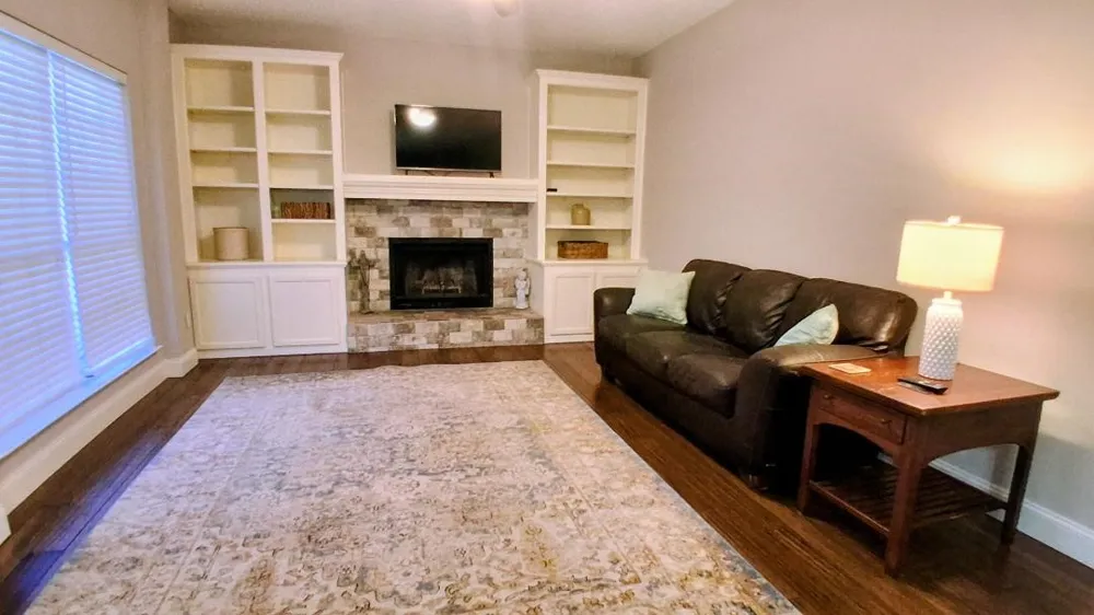 4503 Queenswood Drive Grand Prairie, TX 75052