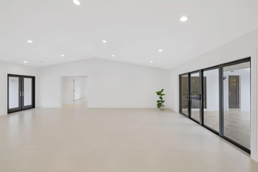 20195 Back 9 Drive Boca Raton, FL 33498
