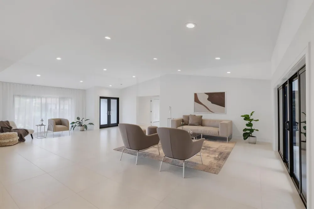20195 Back 9 Drive Boca Raton, FL 33498