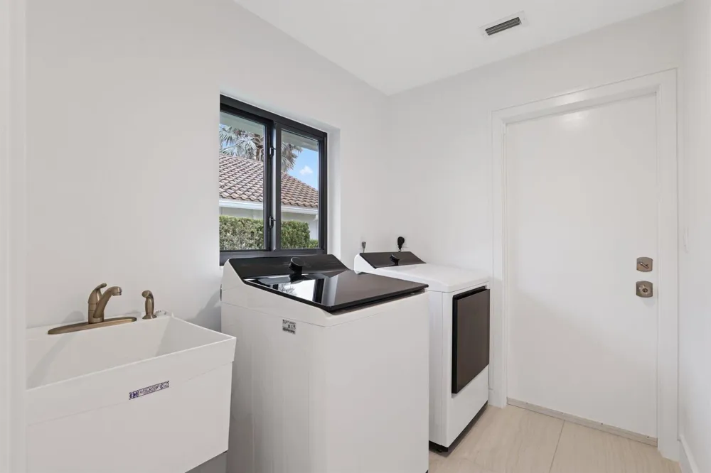 20195 Back 9 Drive Boca Raton, FL 33498