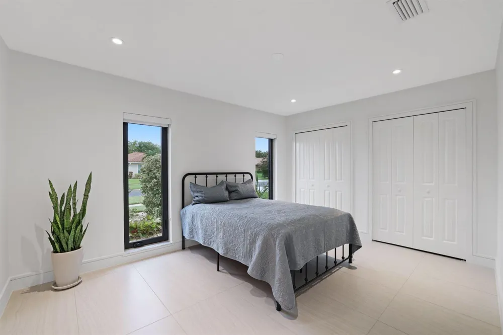 20195 Back 9 Drive Boca Raton, FL 33498