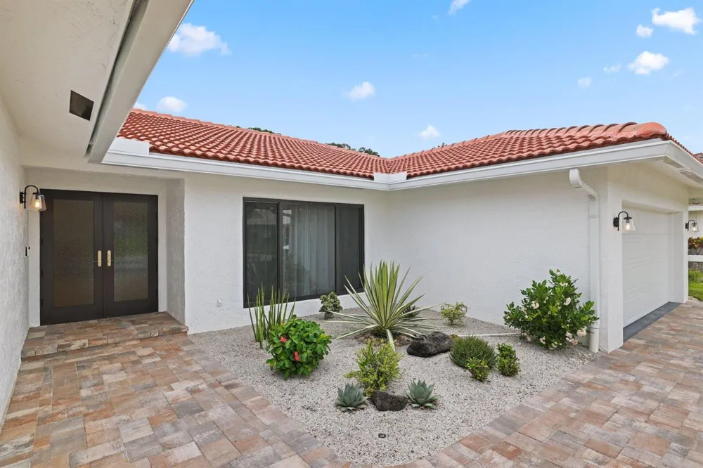 20195 Back 9 Drive Boca Raton, FL 33498
