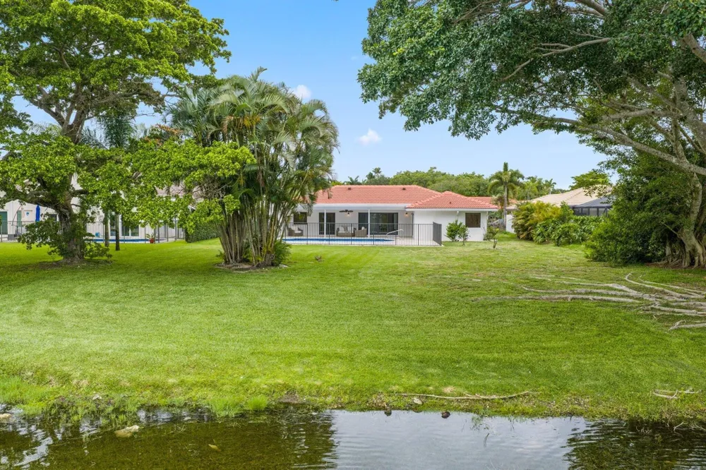 20195 Back 9 Drive Boca Raton, FL 33498