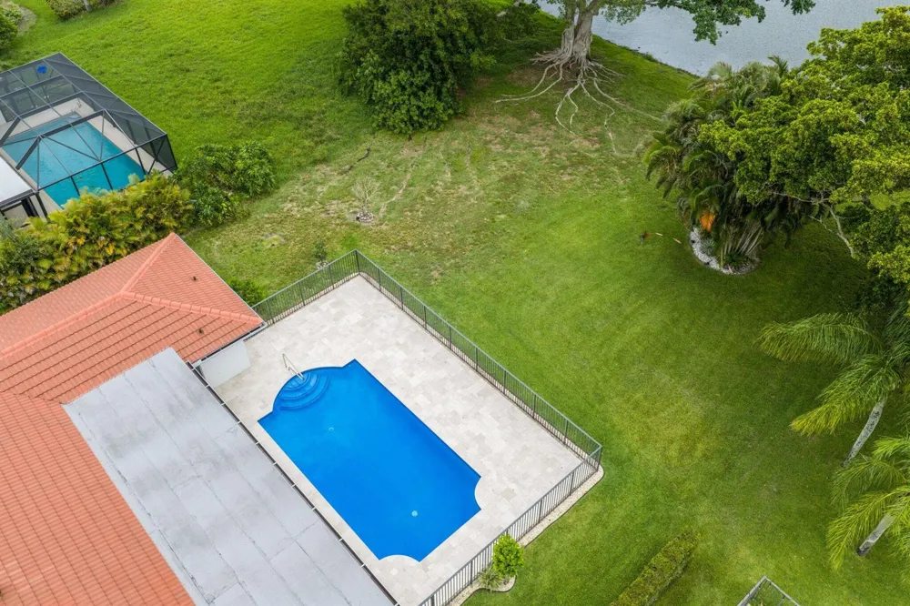 20195 Back 9 Drive Boca Raton, FL 33498
