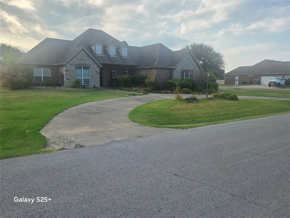 6833 S 302nd EastAvenue Broken Arrow, OK 74014