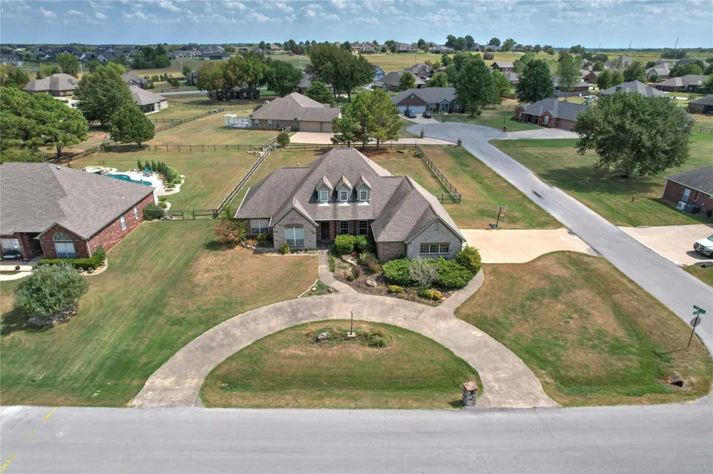 6833 S 302nd EastAvenue Broken Arrow, OK 74014