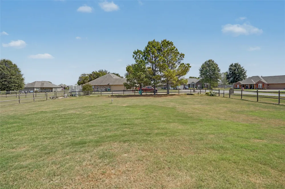 6833 S 302nd EastAvenue Broken Arrow, OK 74014