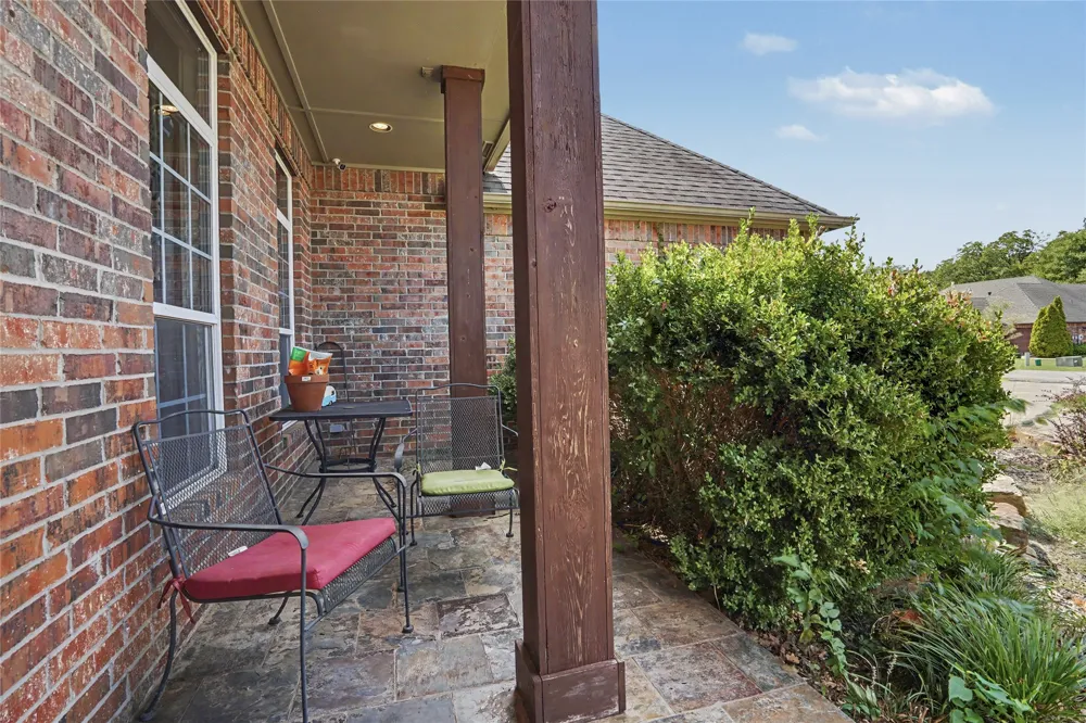 6833 S 302nd EastAvenue Broken Arrow, OK 74014
