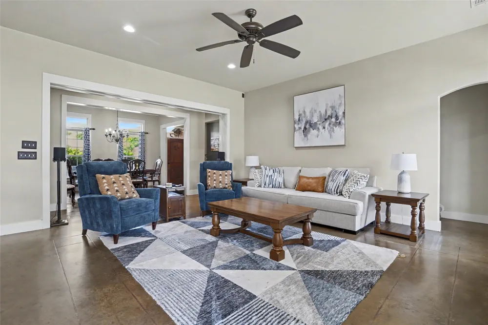 6833 S 302nd EastAvenue Broken Arrow, OK 74014