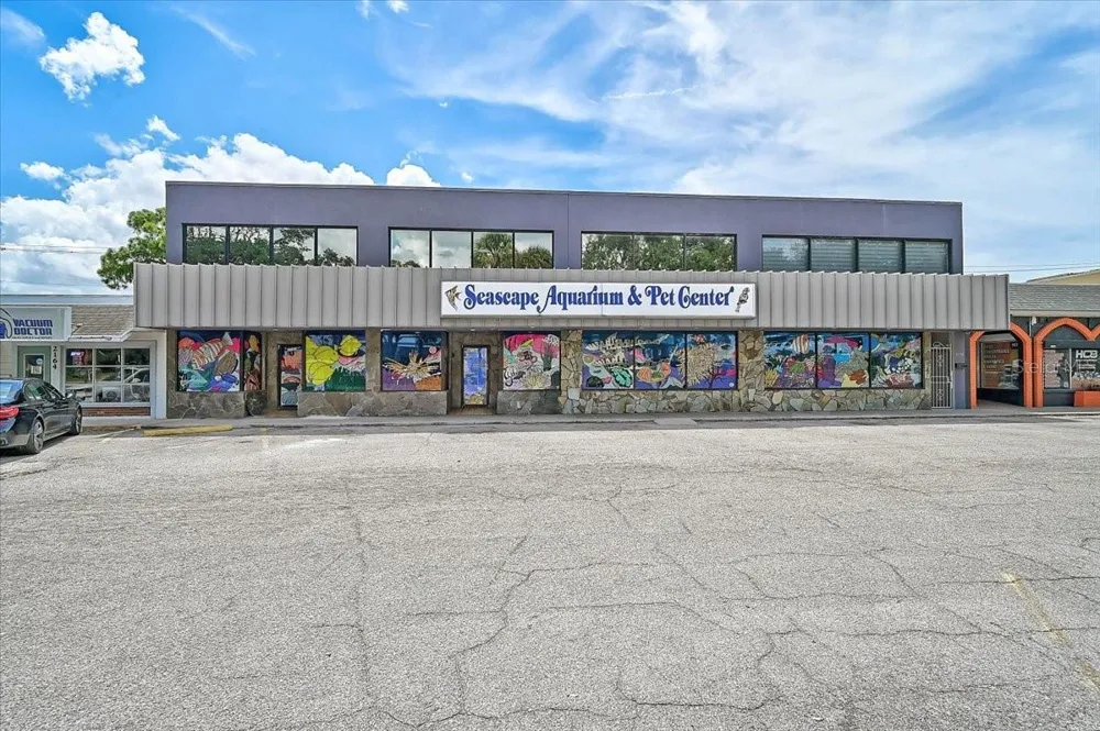 2160 GULF GATE DRIVE Sarasota, FL 34231
