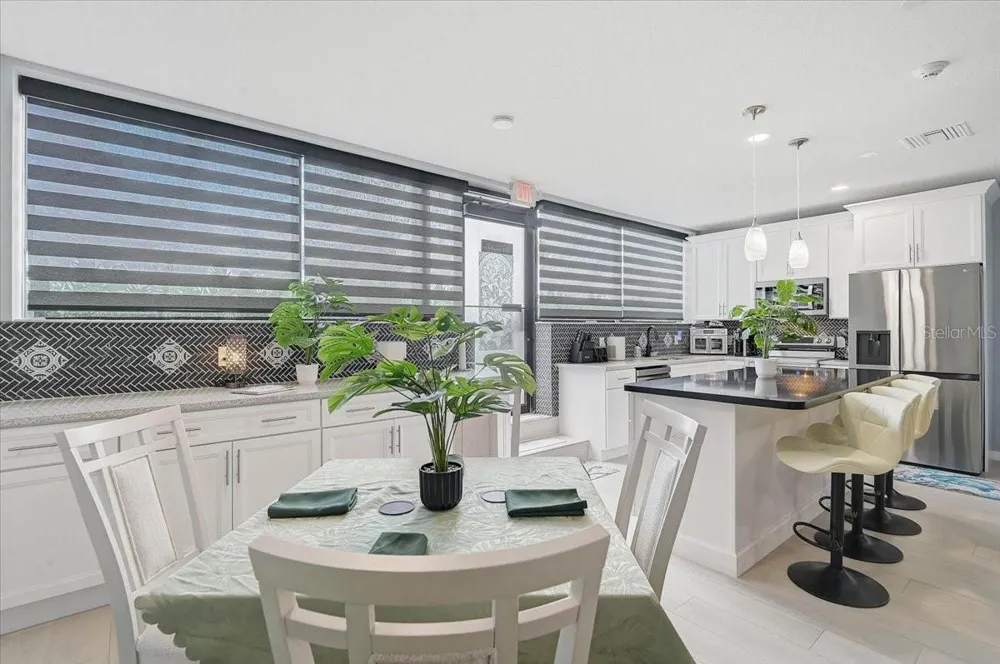 2160 GULF GATE DRIVE Sarasota, FL 34231